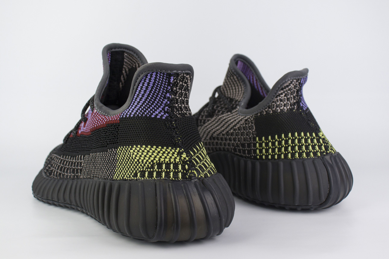 Кроссовки Adidas Yeezy 350 boost v2 Yecheil