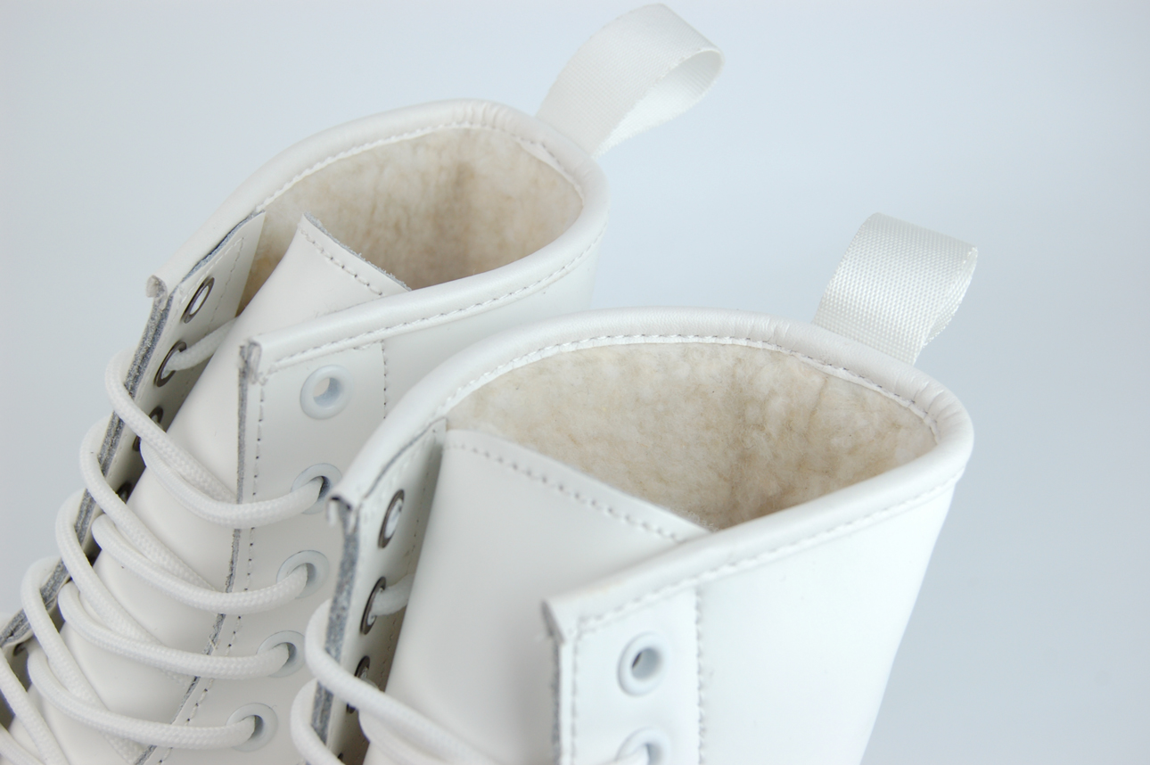 Ботинки Dr. Martens 1460 Wmns Fur Triple White