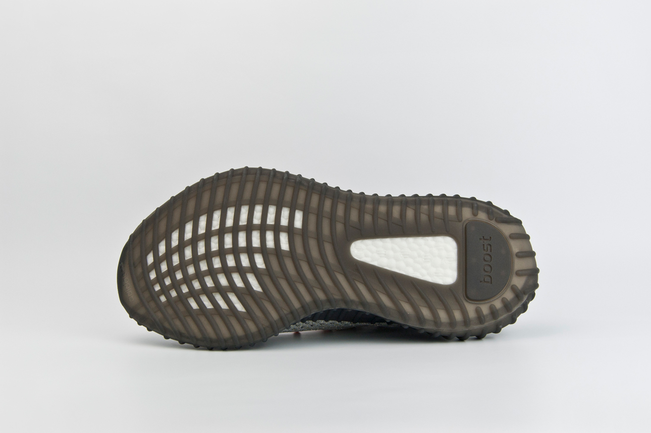 Кроссовки Adidas Yeezy 350 boost Black / Orange