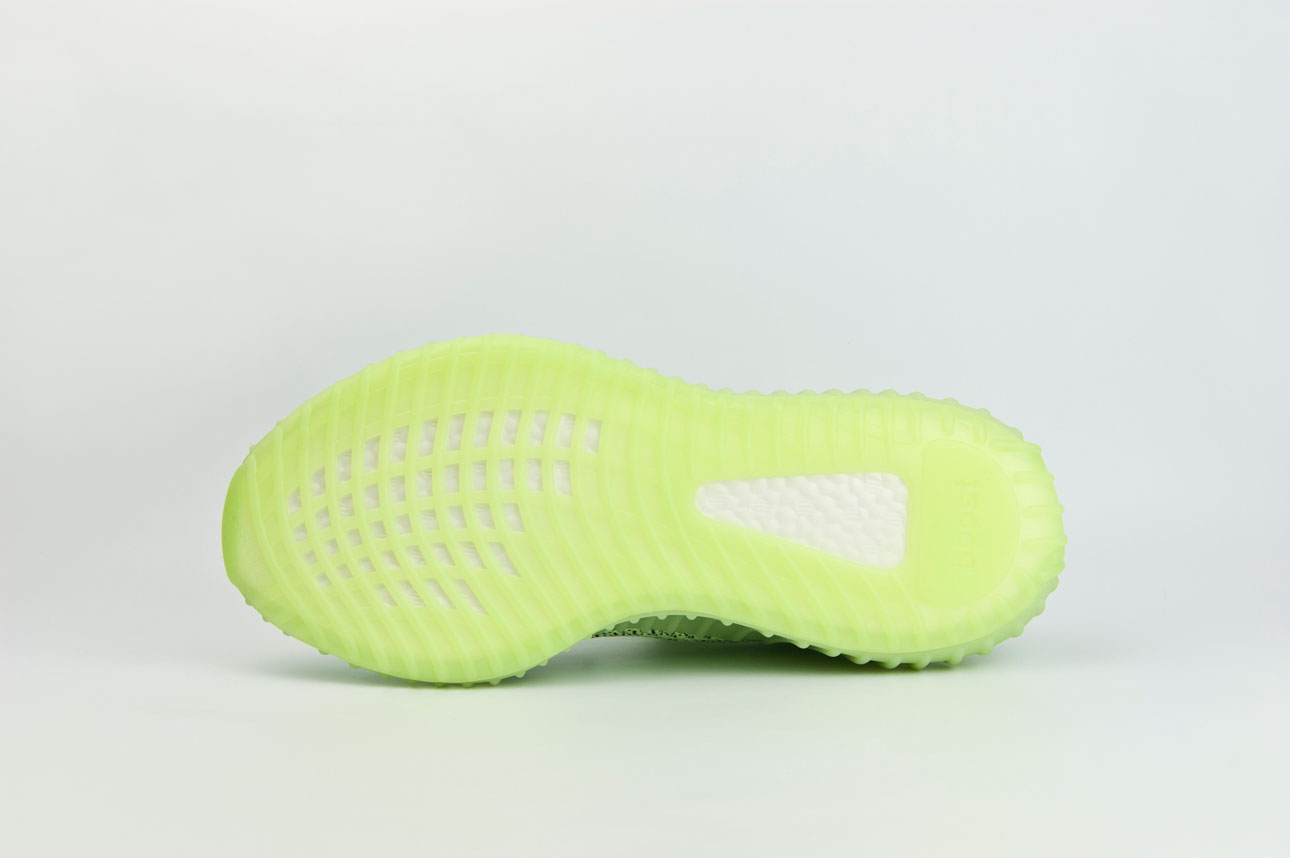 Кроссовки Adidas Yeezy 350 boost V2 Green / Glow