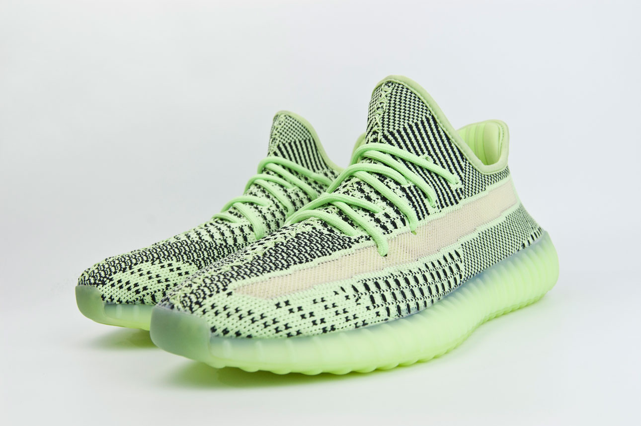 Кроссовки Adidas Yeezy 350 boost v2 Yeezreel