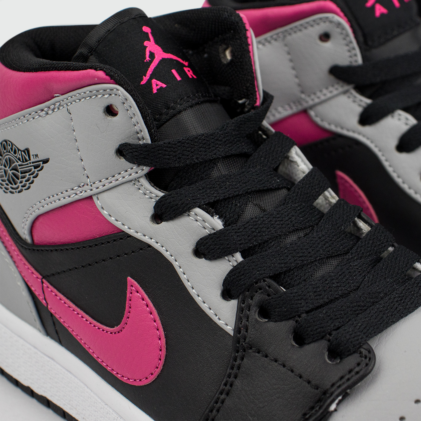 Кроссовки Nike Air Jordan 1 Wmns Pink / Shadow