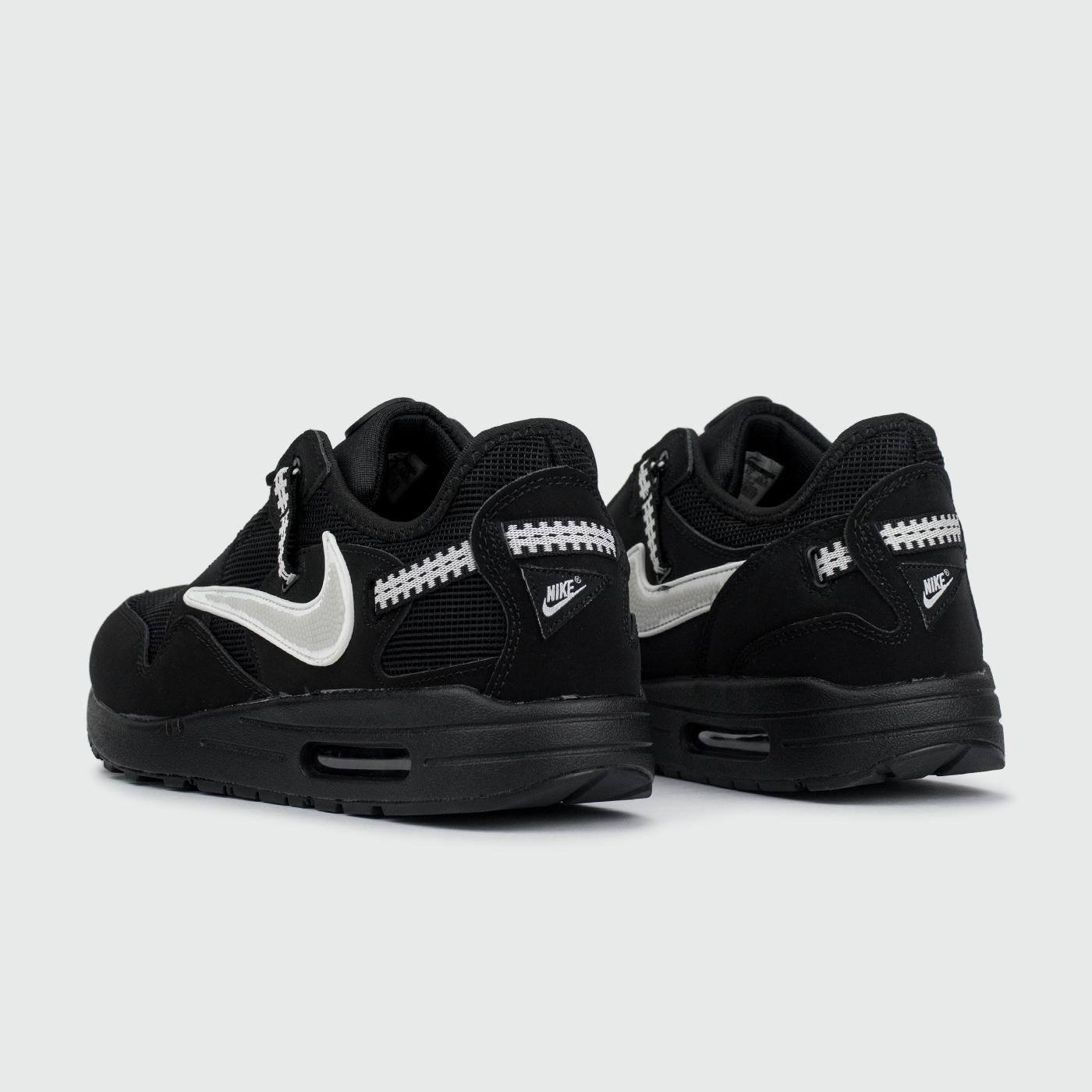 Кроссовки Nike Air Max 1 x Travis Scott Black / White Кроссовки Nike Air Max 1 x Travis Scott Black / White