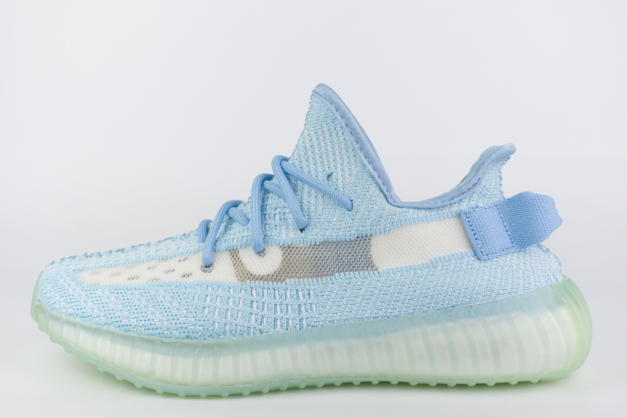 Кроссовки Adidas Yeezy 350 boost V2 Wmns Ice Blue 2 Кроссовки Adidas Yeezy 350 boost V2 Wmns Ice Blue 2