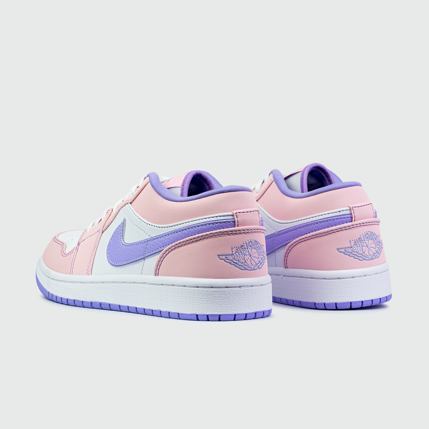 Кроссовки Nike Air Jordan 1 Low Arctic Punch Кроссовки Nike Air Jordan 1 Low Arctic Punch