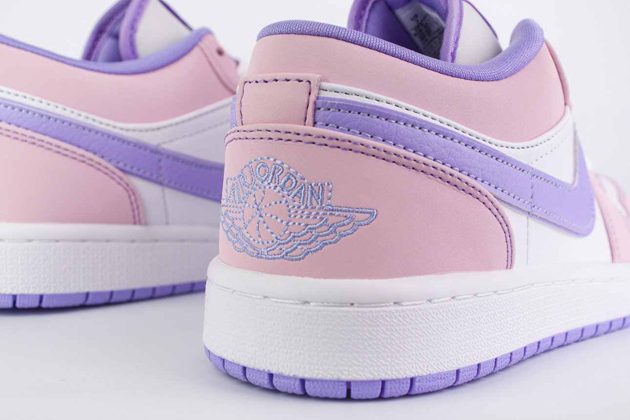 Кроссовки Nike Air Jordan 1 Low Arctic Punch Кроссовки Nike Air Jordan 1 Low Arctic Punch