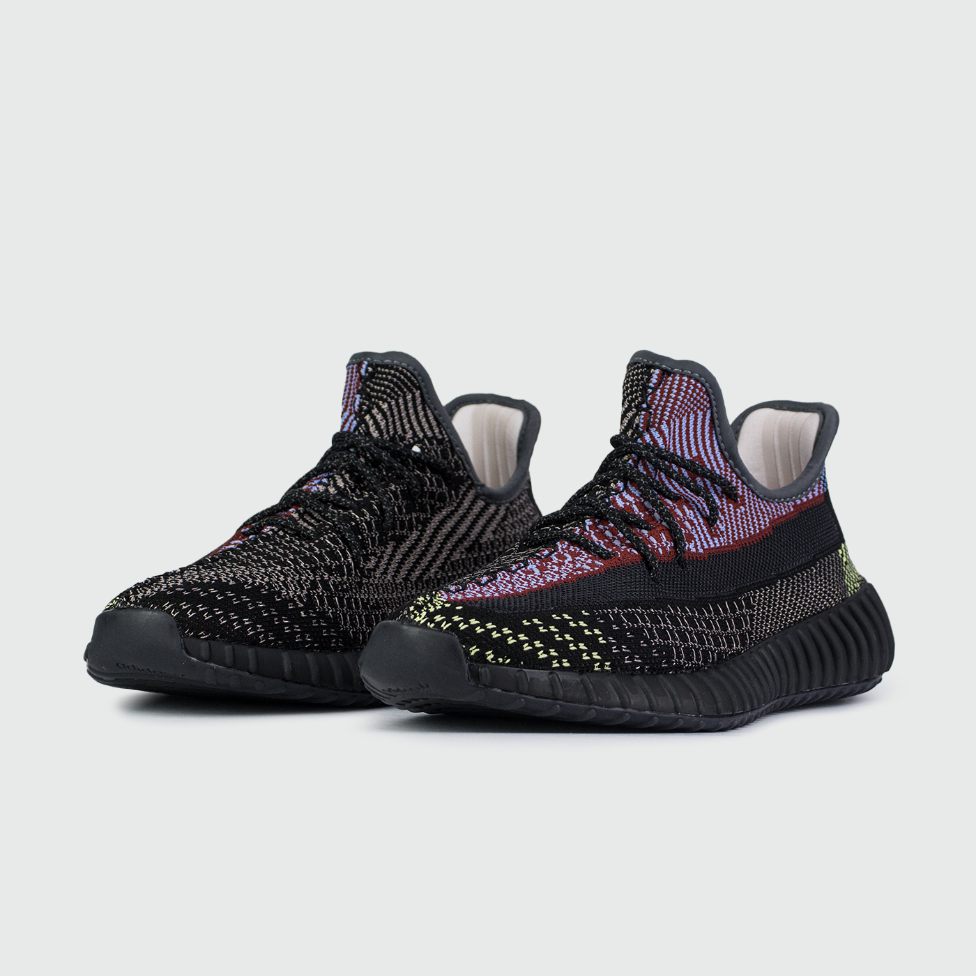 Кроссовки Adidas Yeezy 350 boost v2 Yecheil Кроссовки Adidas Yeezy 350 boost v2 Yecheil