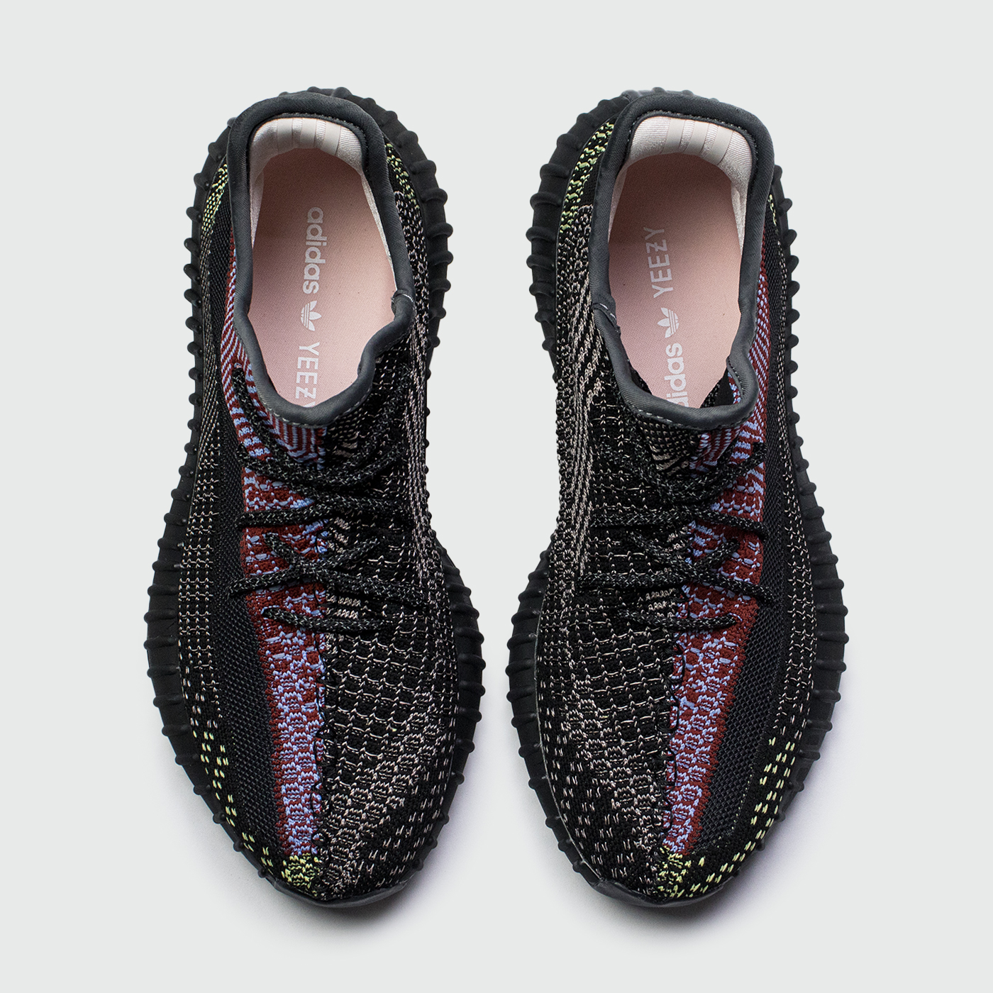 Кроссовки Adidas Yeezy 350 boost v2 Yecheil Кроссовки Adidas Yeezy 350 boost v2 Yecheil
