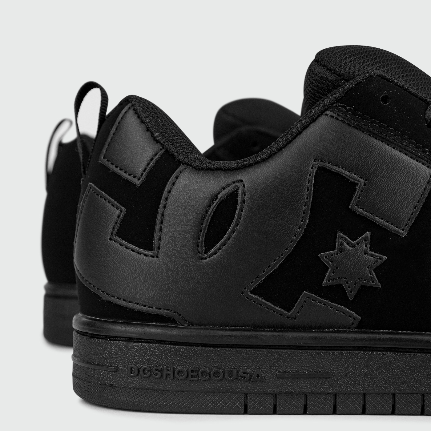 Кеды DC Shoes Court Graffik Triple Black