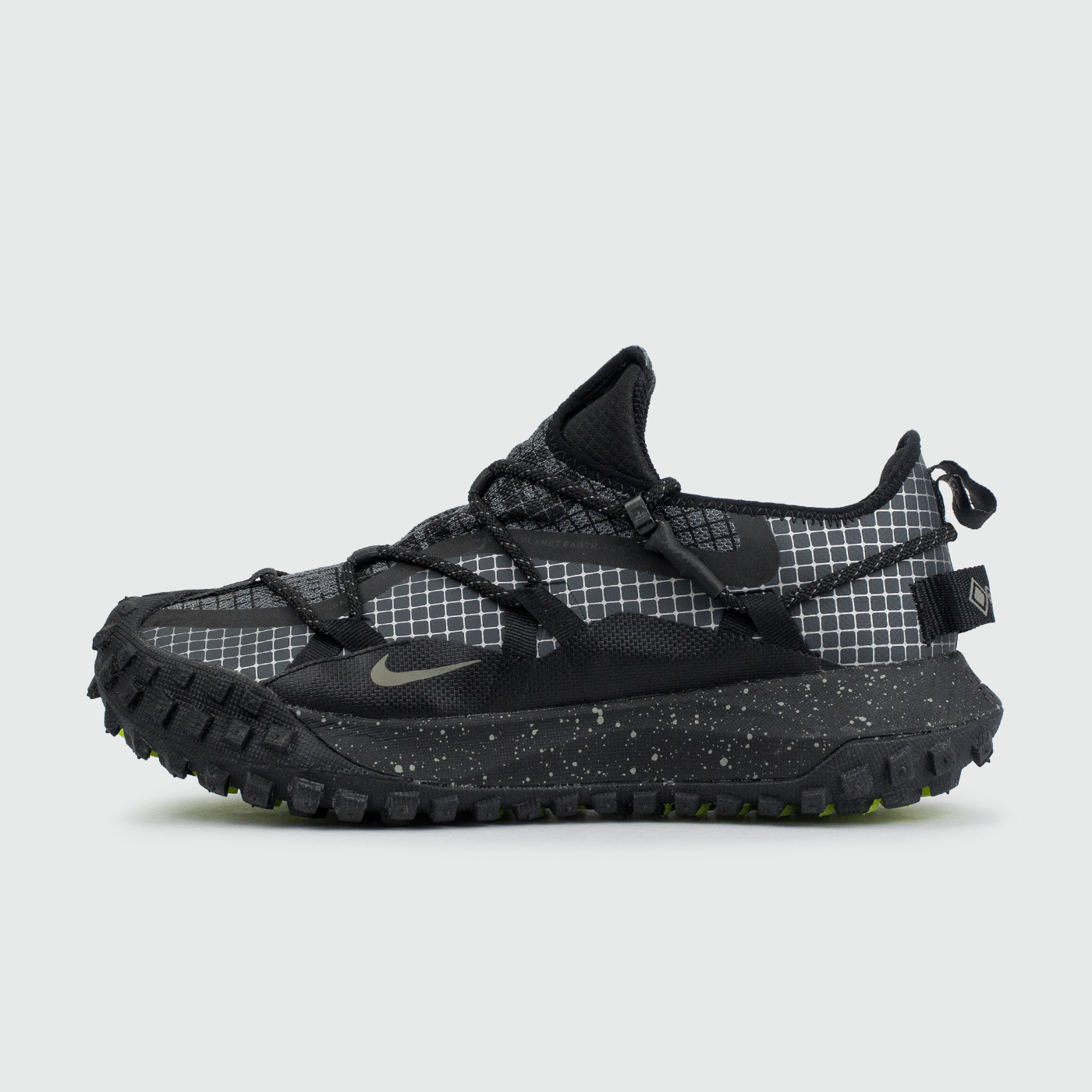 Кроссовки Nike ACG Mountain Fly Low Gtx Black / Volt
