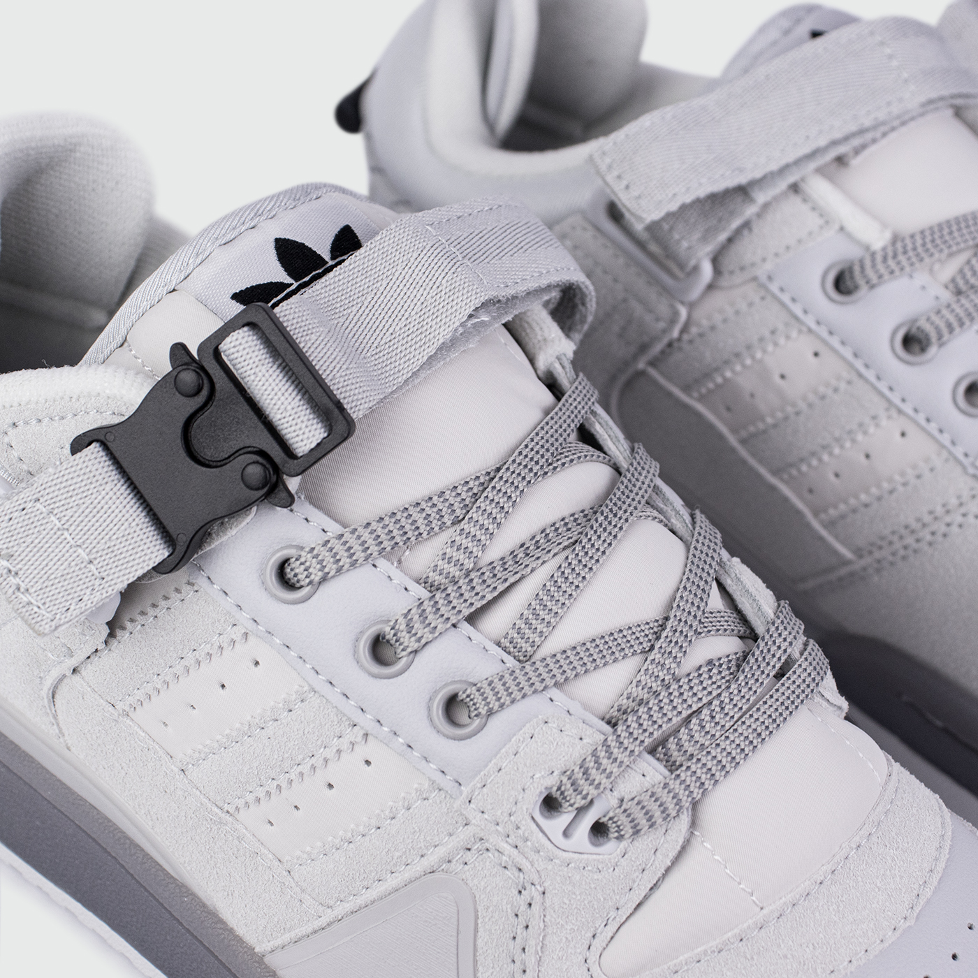 Кроссовки Adidas Forum Low x Bad Bunny Light Grey