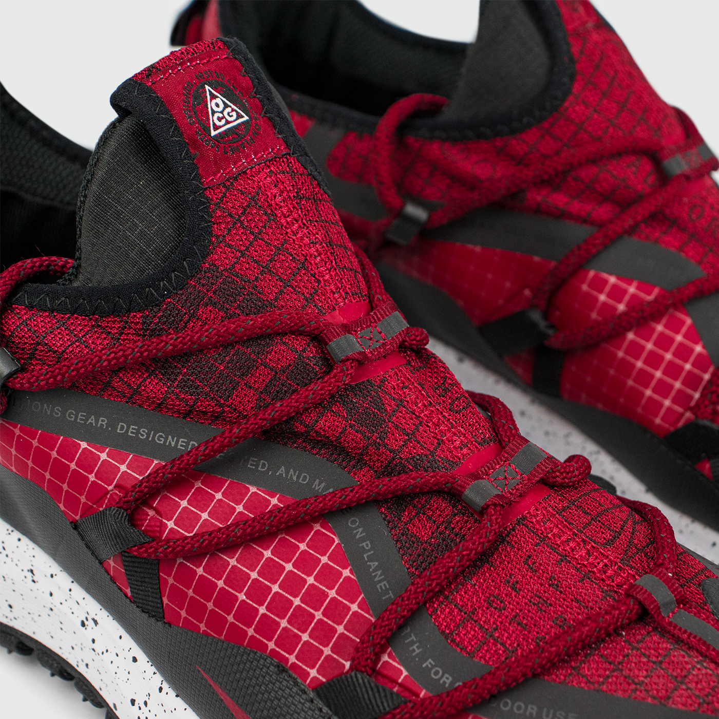 Кроссовки Nike ACG Mountain Fly Low Gtx Red / Black Кроссовки Nike ACG Mountain Fly Low Gtx Red / Black