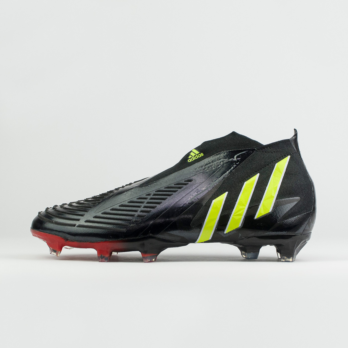 Бутсы Adidas Predator Edge.1 Low FG Black Бутсы Adidas Predator Edge.1 Low FG Black