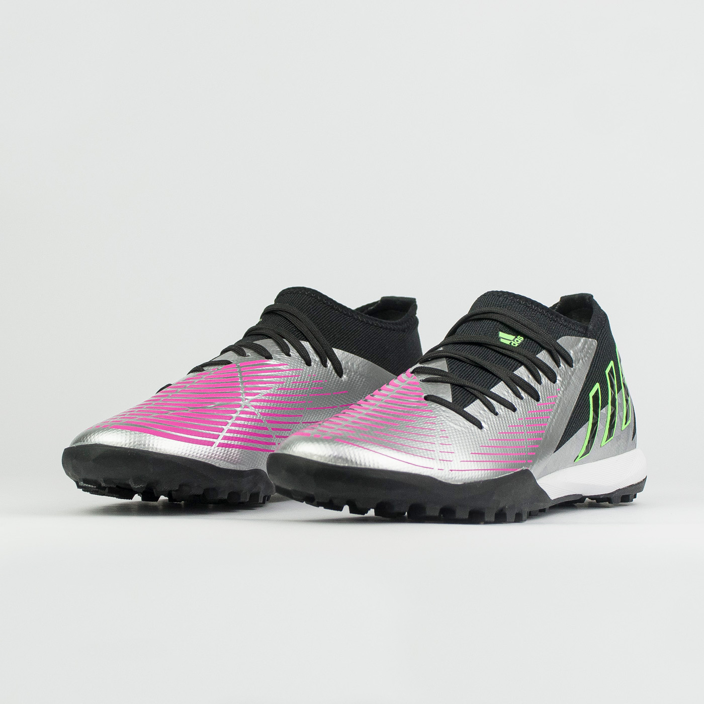 Грунтовки Adidas Predator Edge.3 Low TF Silver / Black Грунтовки Adidas Predator Edge.3 Low TF Silver / Black