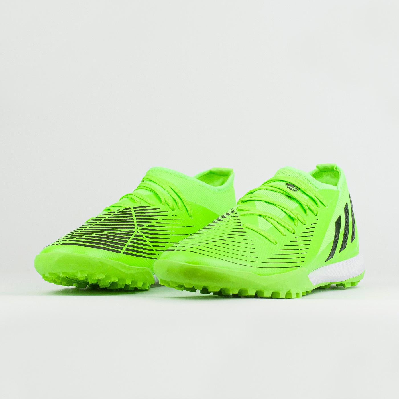 Грунтовки Adidas Predator Edge.3 Low TF Green Грунтовки Adidas Predator Edge.3 Low TF Green