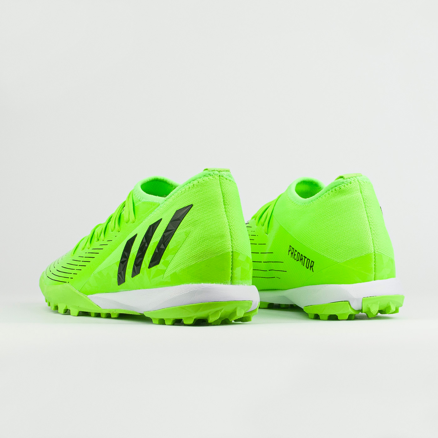 Грунтовки Adidas Predator Edge.3 Low TF Green Грунтовки Adidas Predator Edge.3 Low TF Green