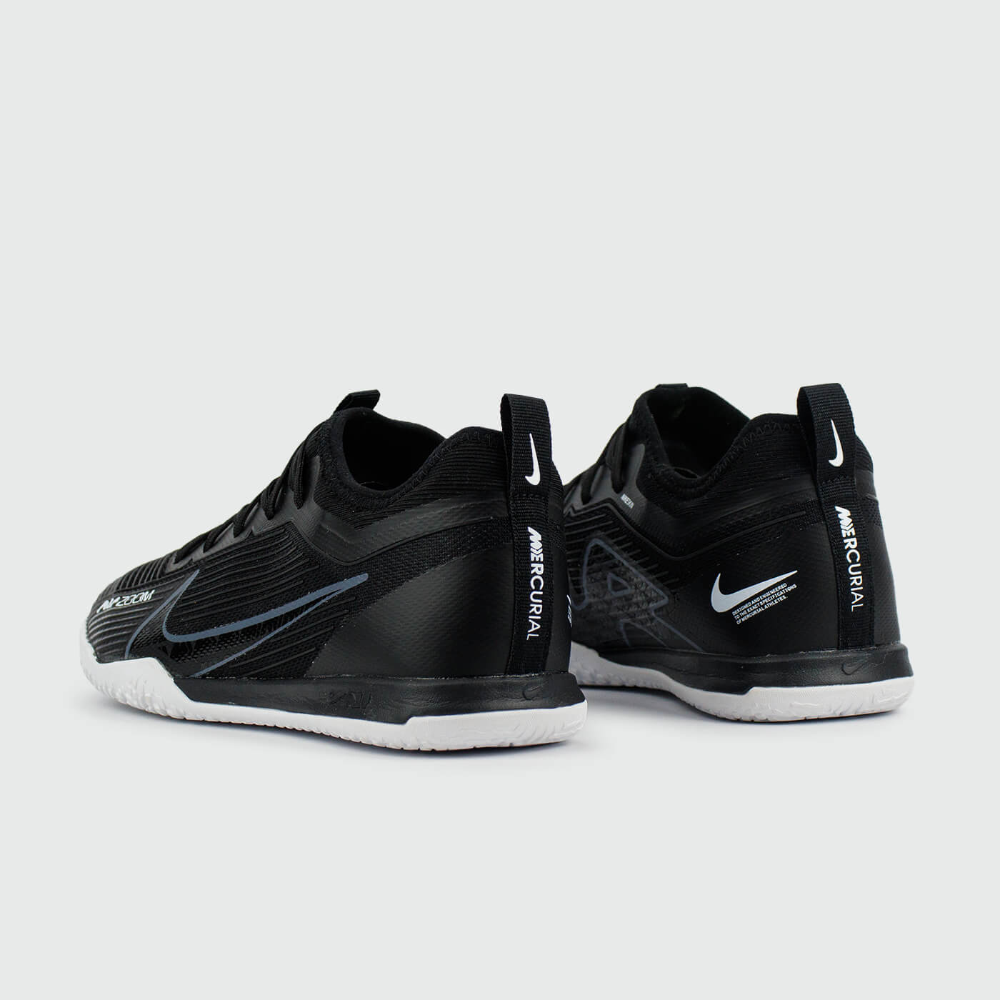 Бампы Nike Air Zoom Mercurial Vapor XV Pro IC Black / White Бампы Nike Air Zoom Mercurial Vapor XV Pro IC Black / White