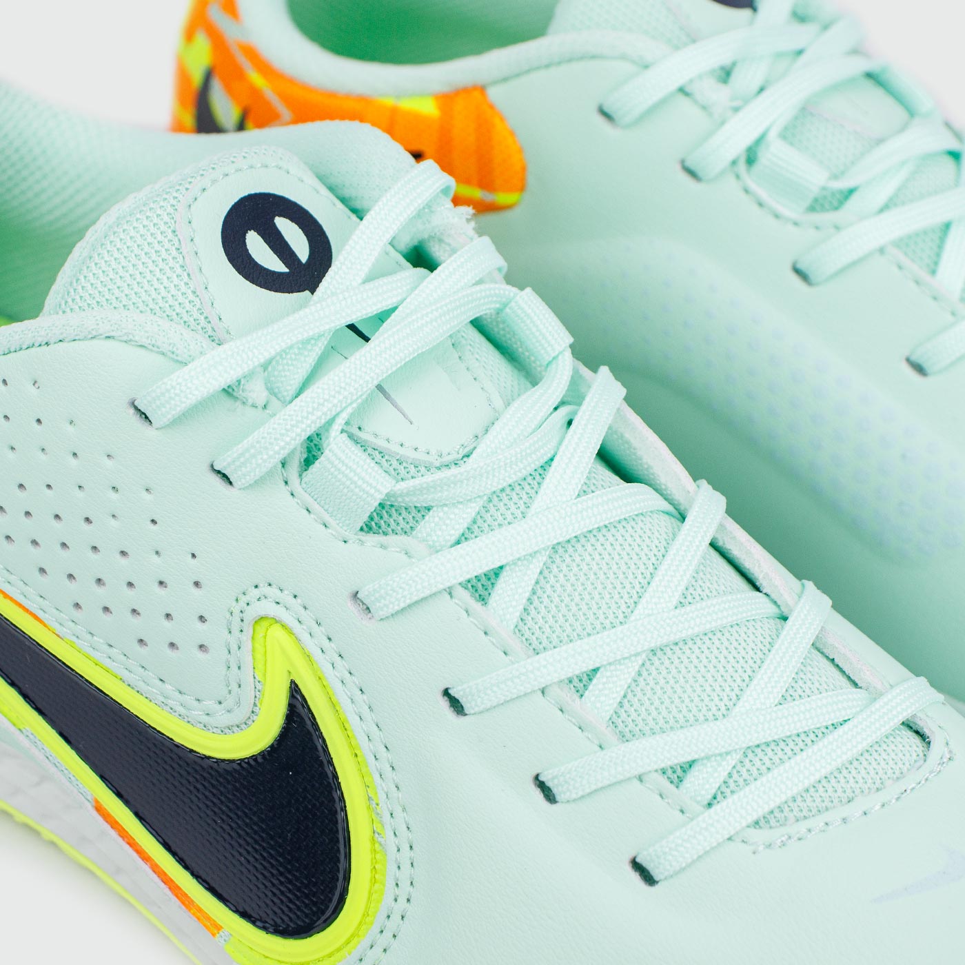 Футзалки Nike React Legend 9 Pro IC Mint Футзалки Nike React Legend 9 Pro IC Mint