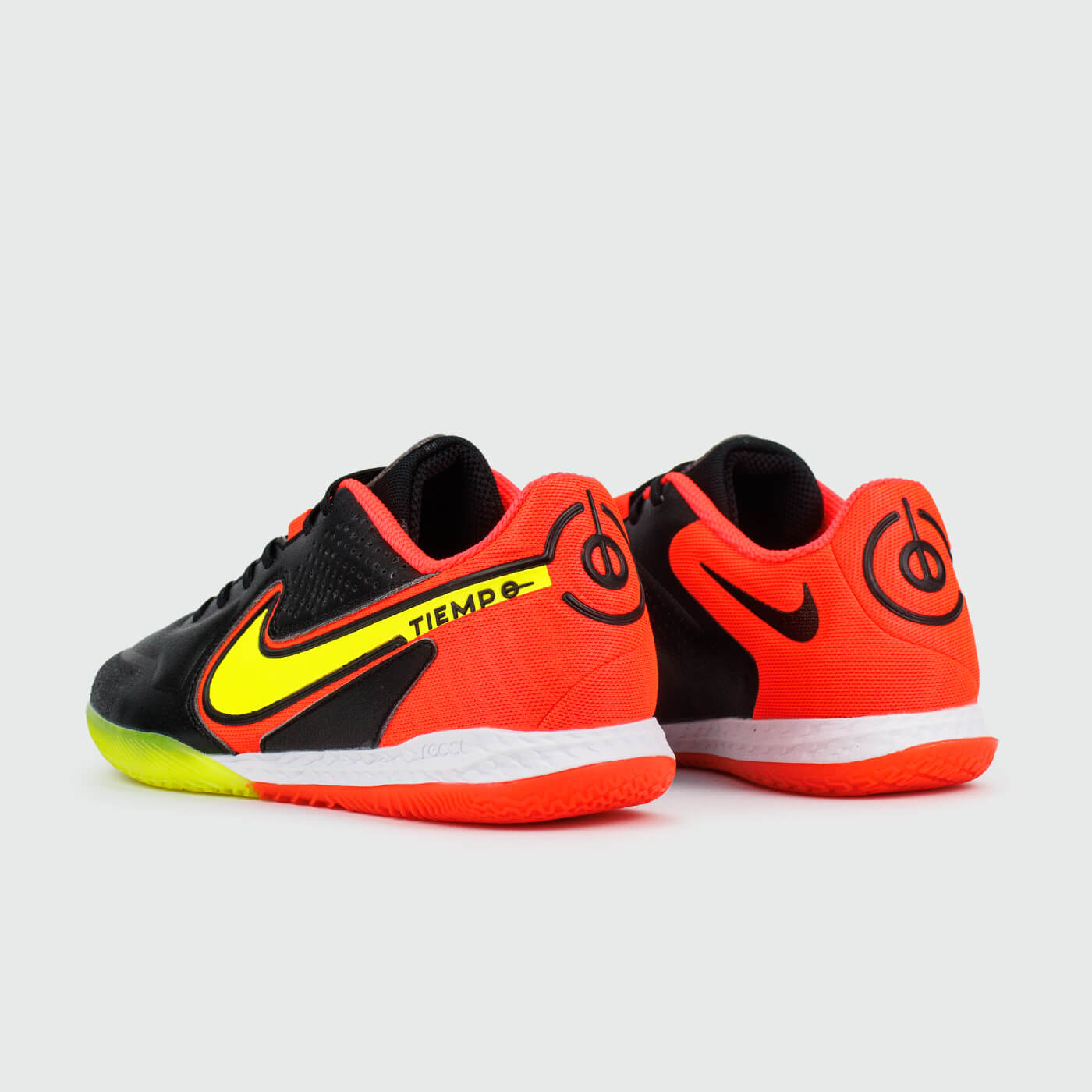 Футзалки Nike React Legend 9 Pro IC Black / Red Футзалки Nike React Legend 9 Pro IC Black / Red