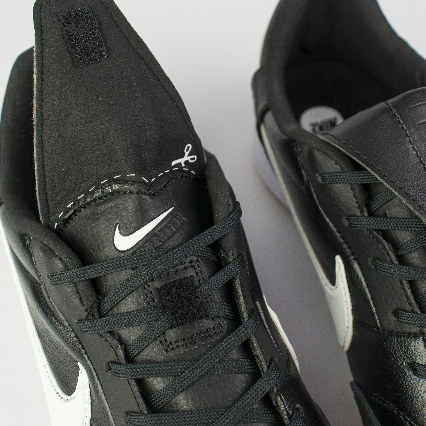 Футзалки Nike The Premier III IC Black / Gum Ftwr