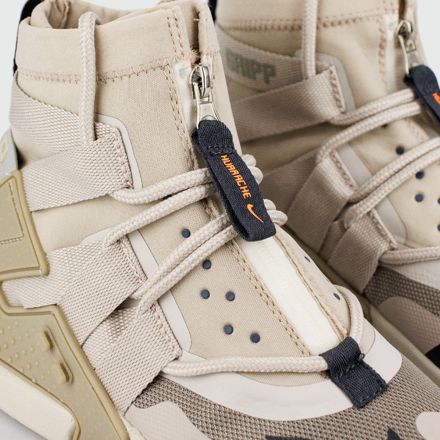 Кроссовки Nike Air Huarache Gripp Desert Ash