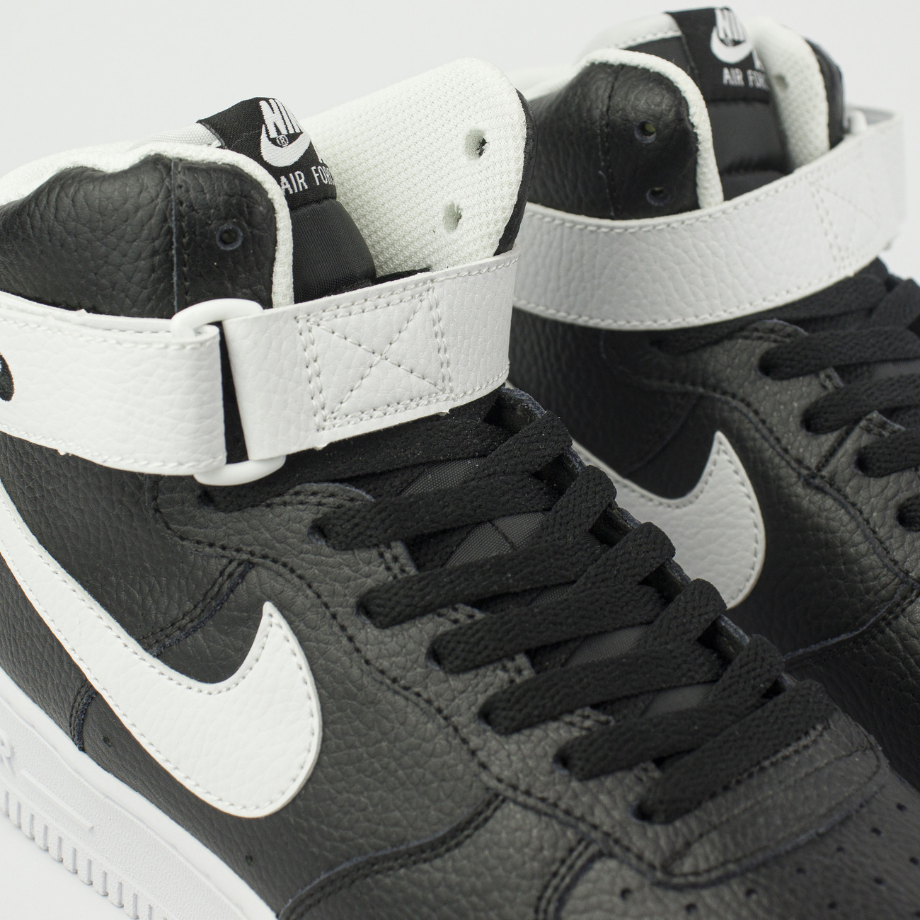 Кроссовки Nike Air Force 1 Mid Black / White Кроссовки Nike Air Force 1 Mid Black / White