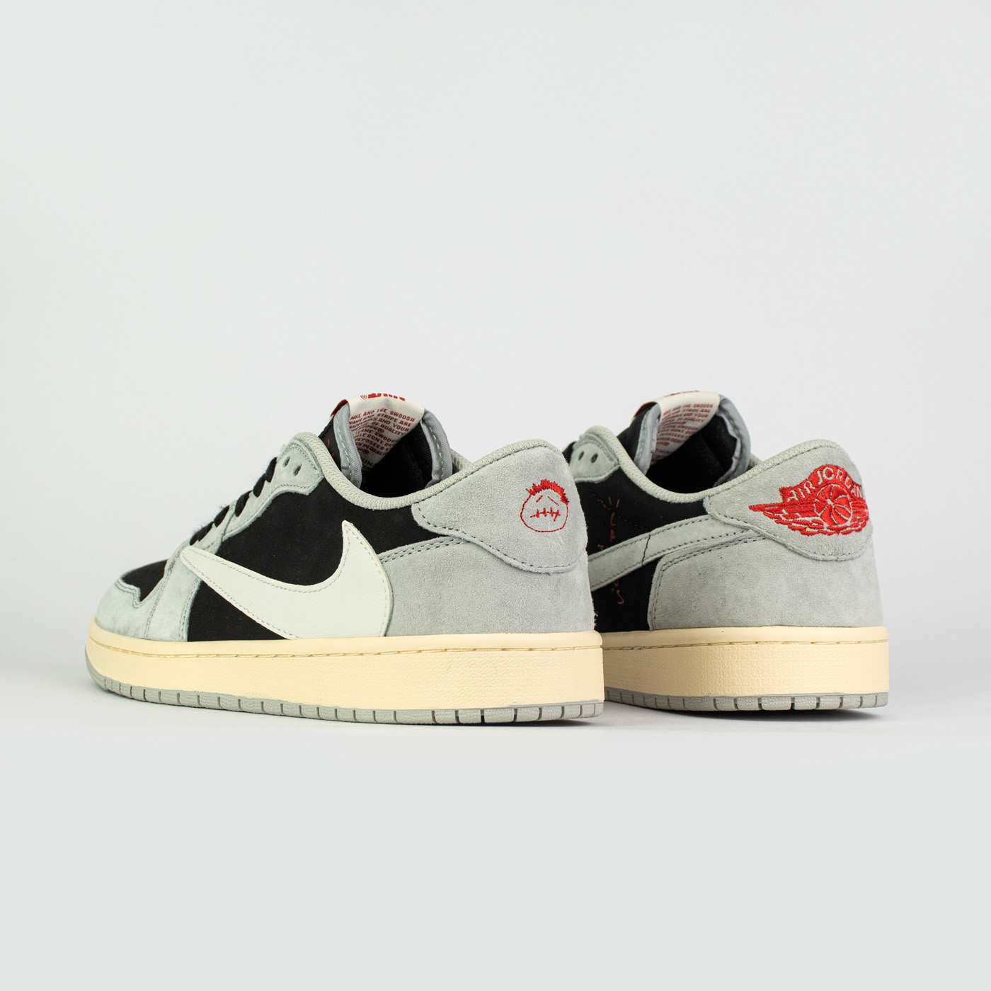 Кроссовки Air Jordan 1 Low x Travis Scott Light Grey Кроссовки Air Jordan 1 Low x Travis Scott Light Grey