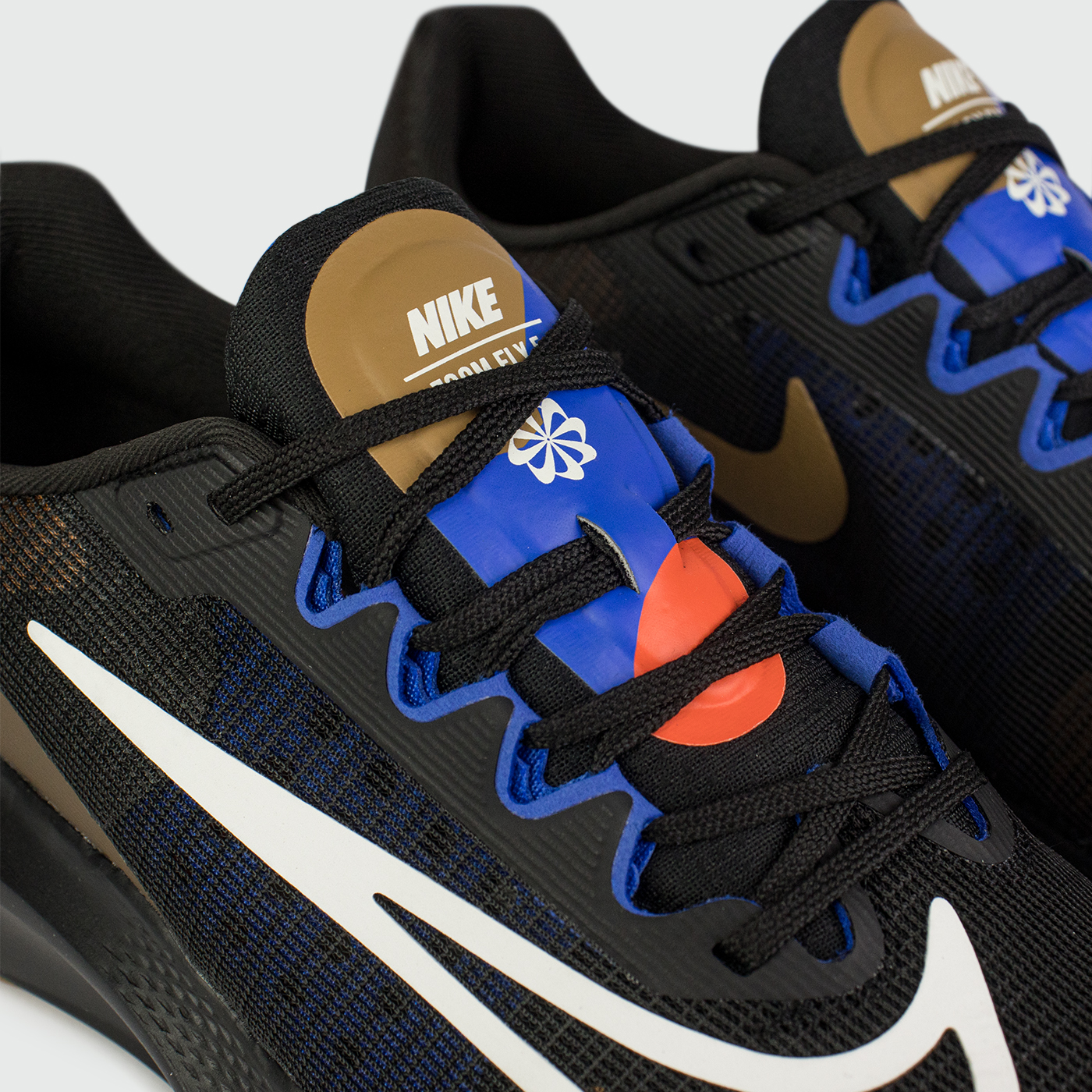 Кроссовки Nike Zoom Fly 5 A.I.R. Hola Lou Кроссовки Nike Zoom Fly 5 A.I.R. Hola Lou