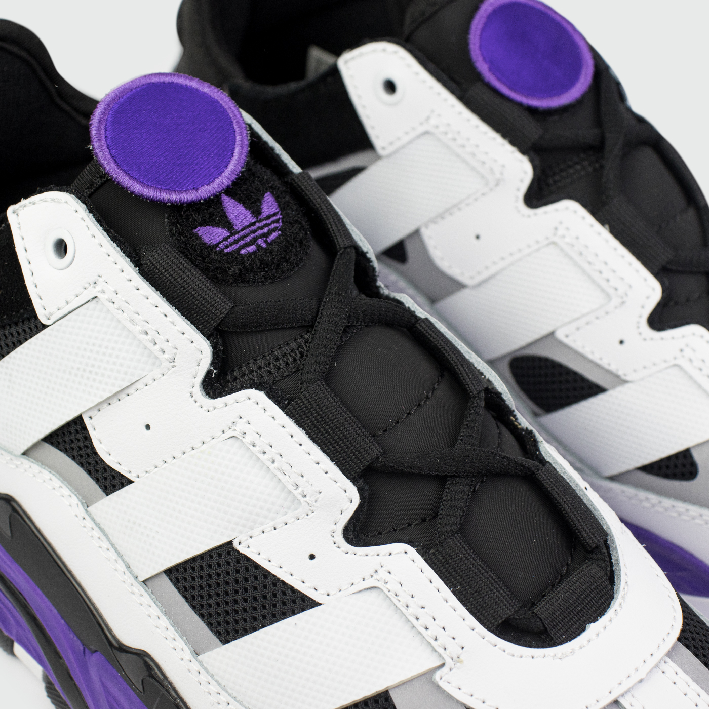 Кроссовки Adidas Niteball Wmns White / Purple Кроссовки Adidas Niteball Wmns White / Purple