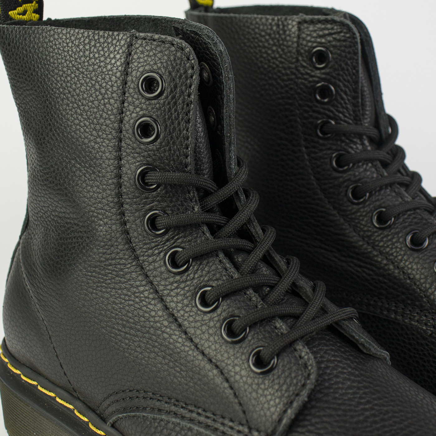 Ботинки Dr. Martens 1460 Wmns Black Leather Ботинки Dr. Martens 1460 Wmns Black Leather