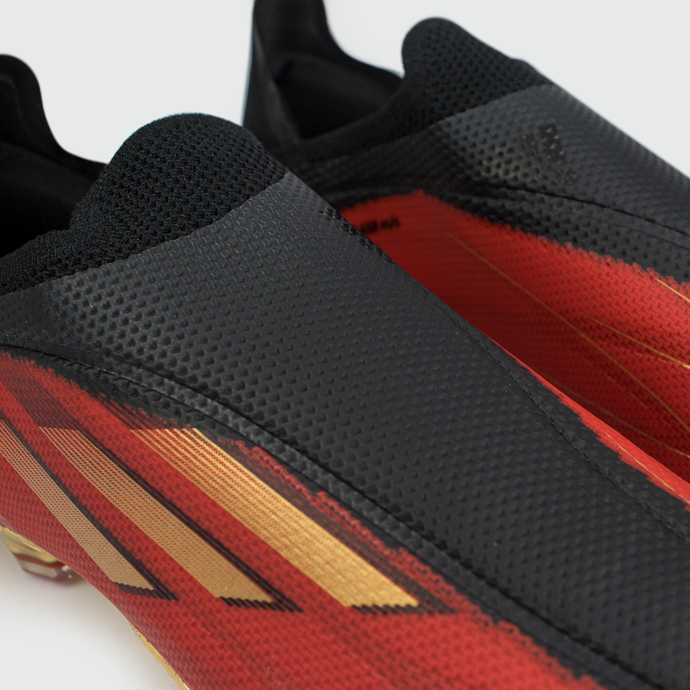 Бутсы Adidas X SPEEDFLOW+ FG Red Black / Gold Бутсы Adidas X SPEEDFLOW+ FG Red Black / Gold