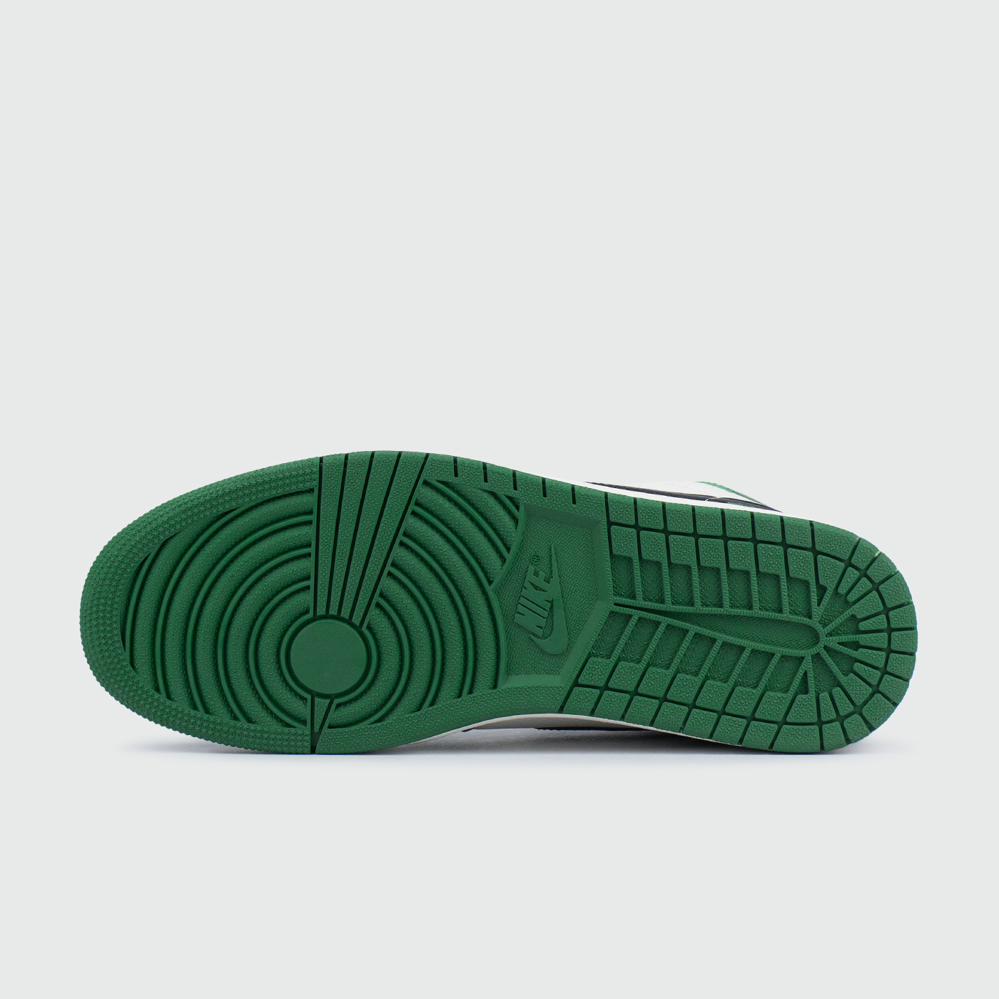 Кроссовки Nike Air Jordan 1 Wmns White / Green with Fur Кроссовки Nike Air Jordan 1 Wmns White / Green with Fur