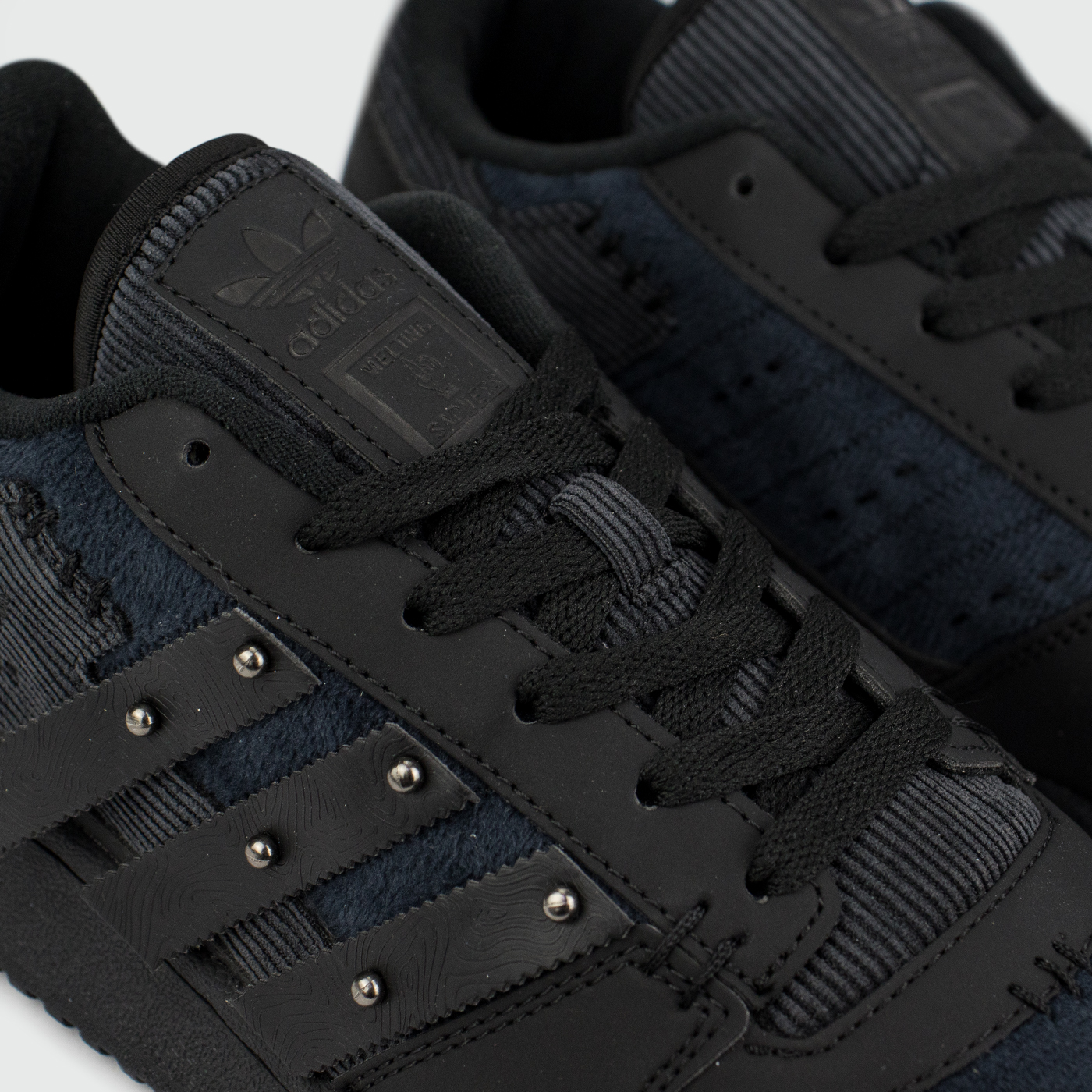 Кроссовки Adidas x Melting Sadness Forum Exhibit Low Core Black Кроссовки Adidas x Melting Sadness Forum Exhibit Low Core Black