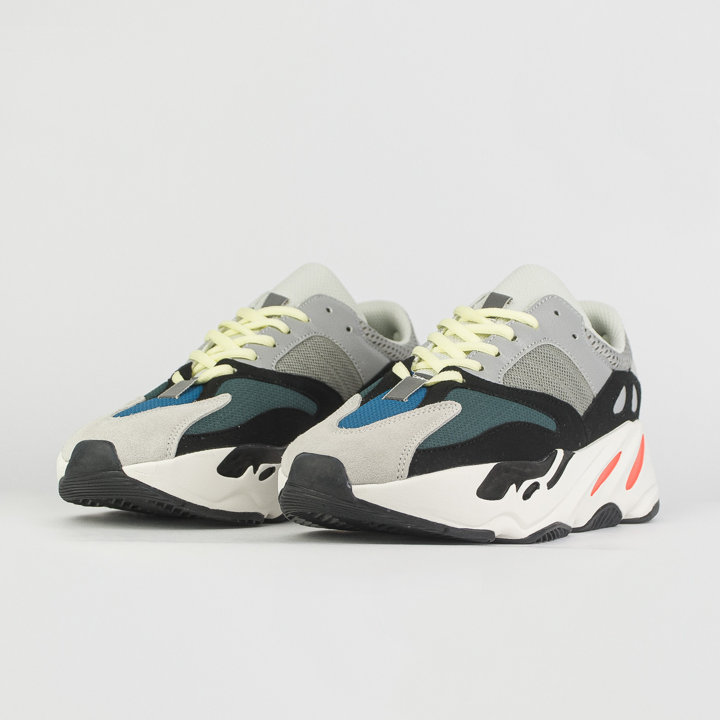 Кроссовки Adidas Yeezy Boost 700 Wave Runner new Wmns Кроссовки Adidas Yeezy Boost 700 Wave Runner new Wmns