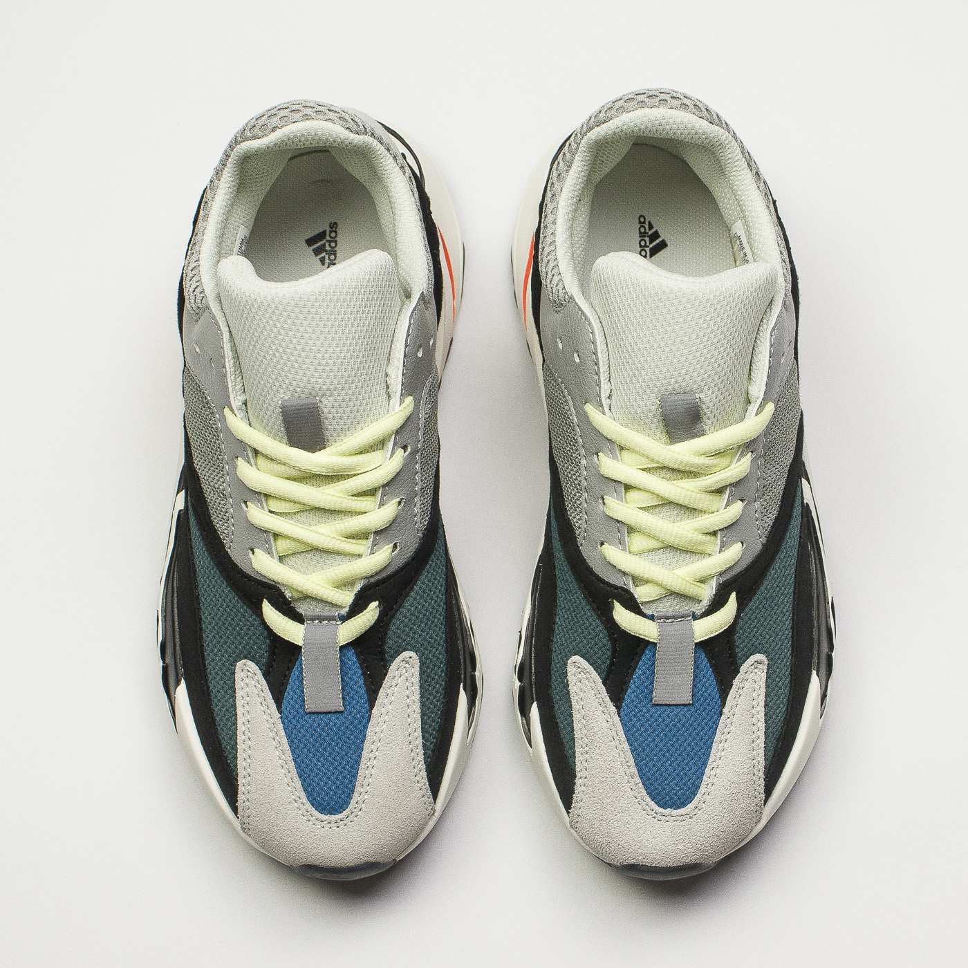 Кроссовки Adidas Yeezy Boost 700 Wave Runner new Wmns Кроссовки Adidas Yeezy Boost 700 Wave Runner new Wmns