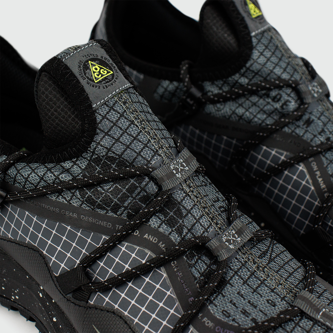 Кроссовки Nike ACG Mountain Fly Low Gtx Dark Smoke Кроссовки Nike ACG Mountain Fly Low Gtx Dark Smoke