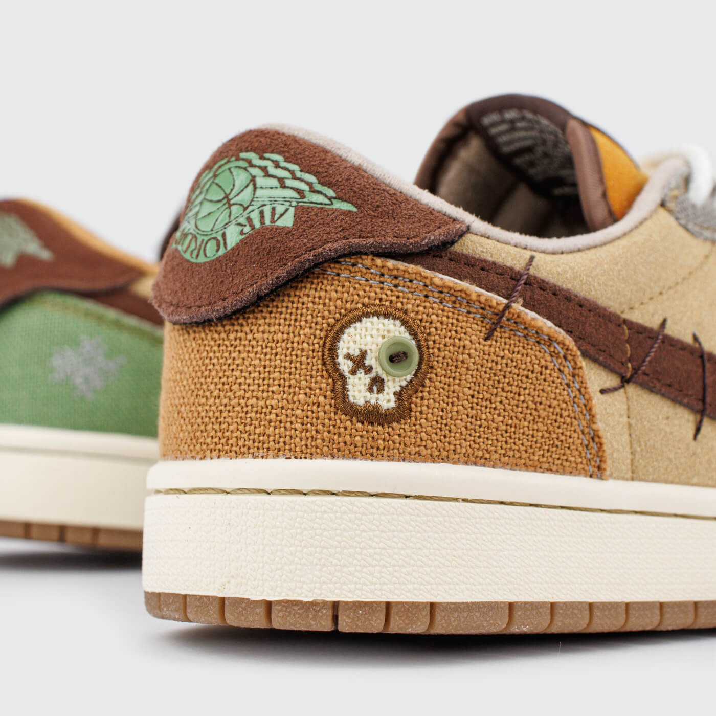 Кроссовки Nike Air Jordan 1 Low VooDoo Кроссовки Nike Air Jordan 1 Low VooDoo