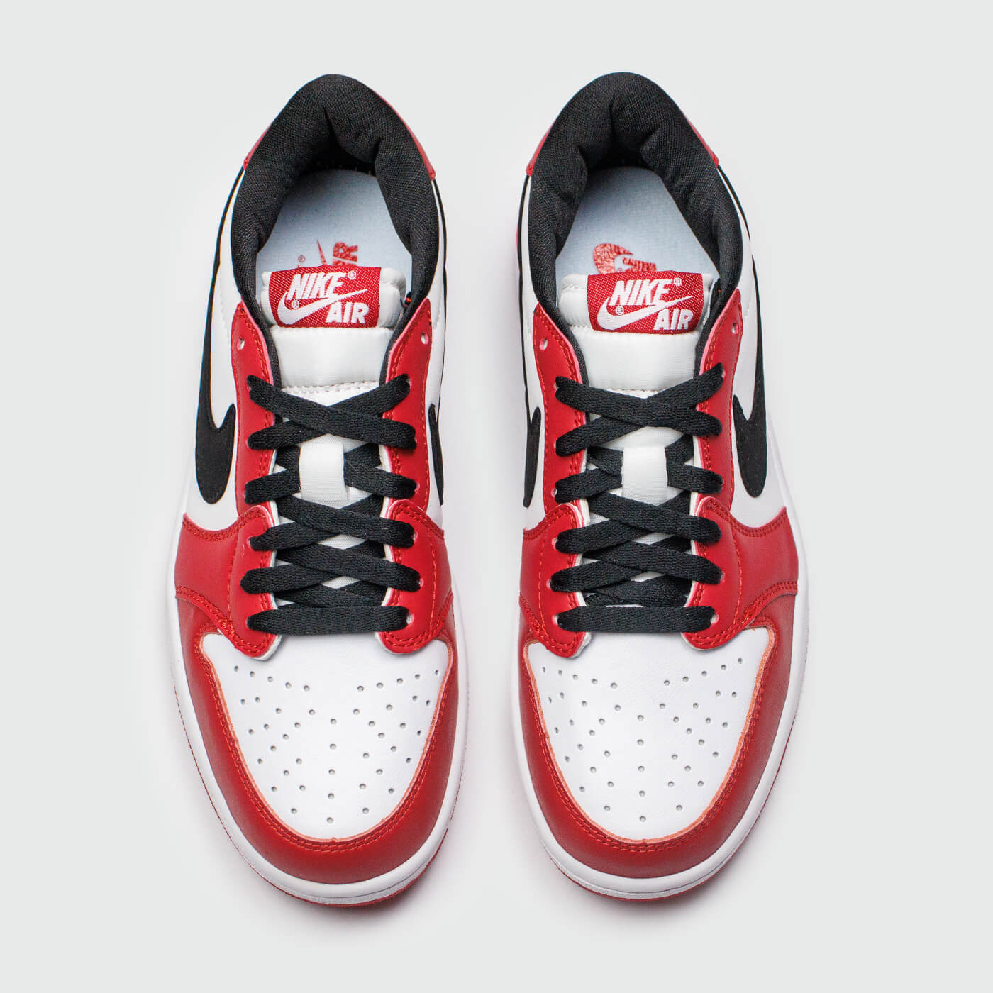 Кроссовки Nike Air Jordan 1 Low Chicago Кроссовки Nike Air Jordan 1 Low Chicago