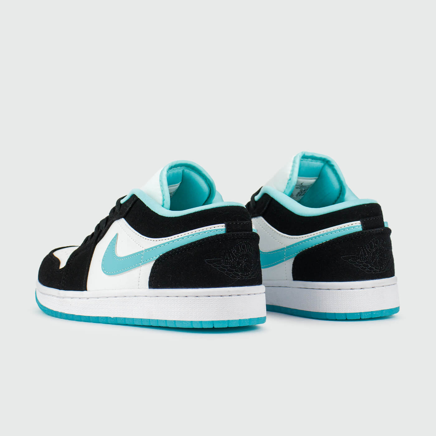 Кроссовки Nike Air Jordan 1 Low White Black Mynt Sw. Wmns Кроссовки Nike Air Jordan 1 Low White Black Mynt Sw. Wmns