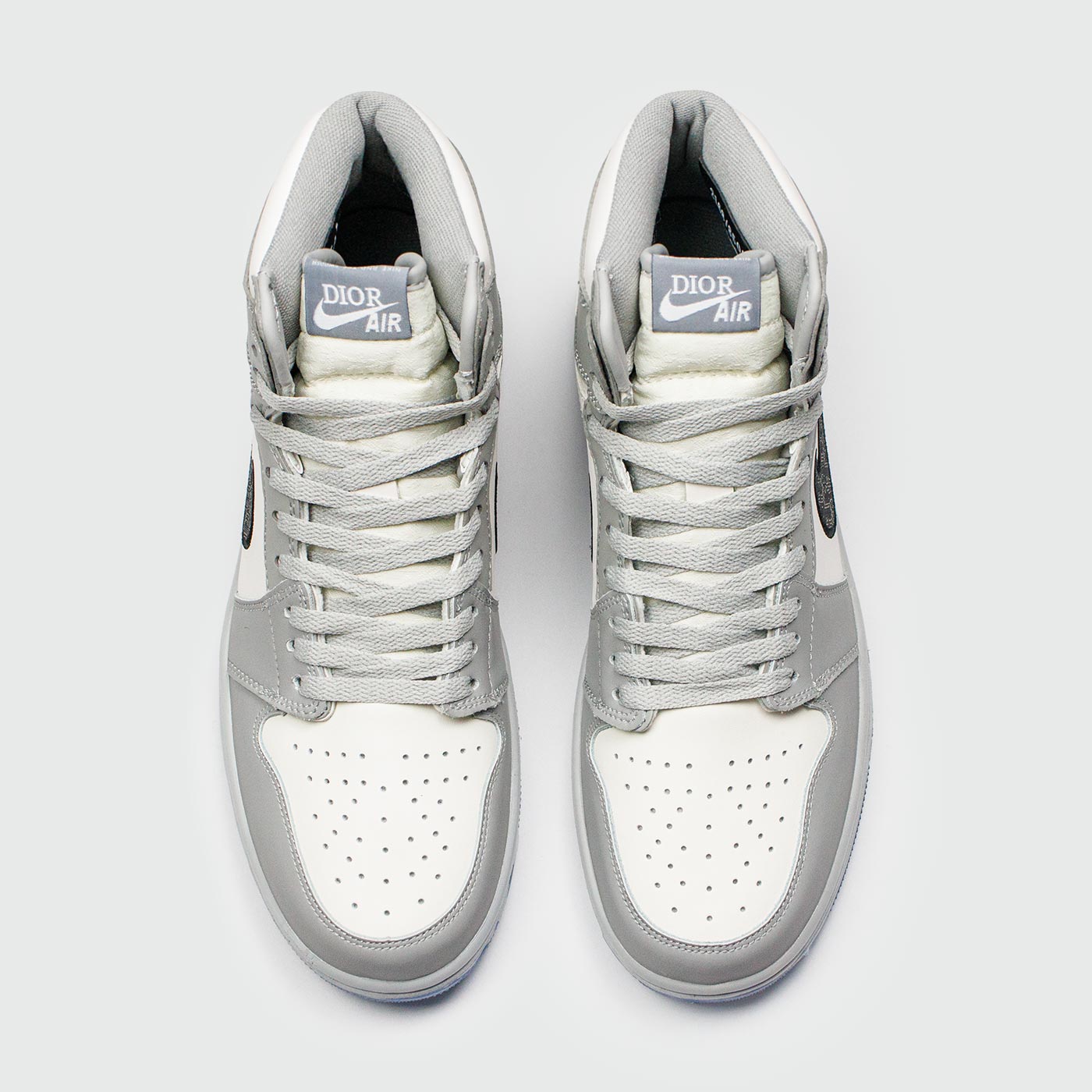 Кроссовки Air Jordan 1 Mid x Dior new Кроссовки Air Jordan 1 Mid x Dior new