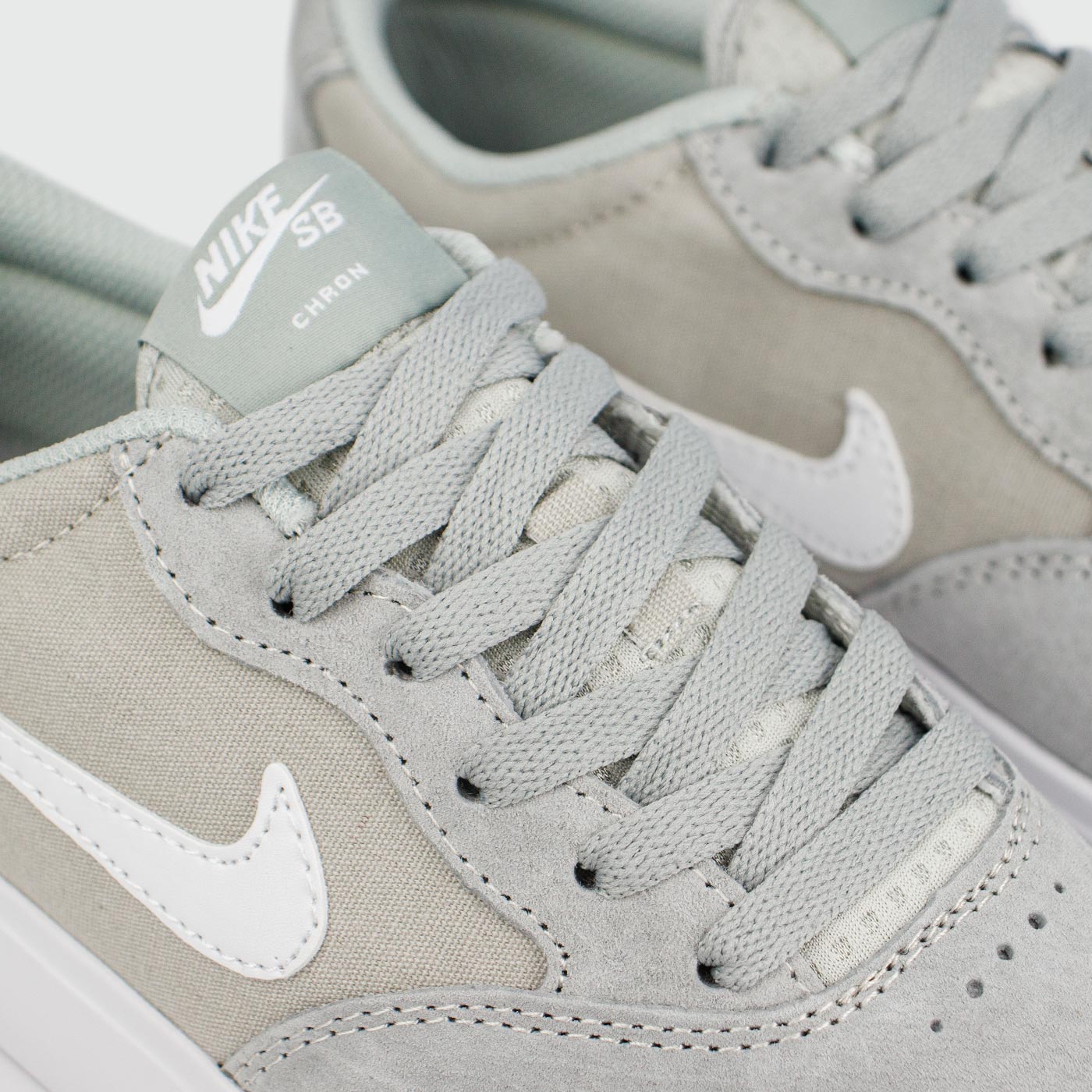 Кеды Nike SB Chron Suede Grey White Кеды Nike SB Chron Suede Grey White
