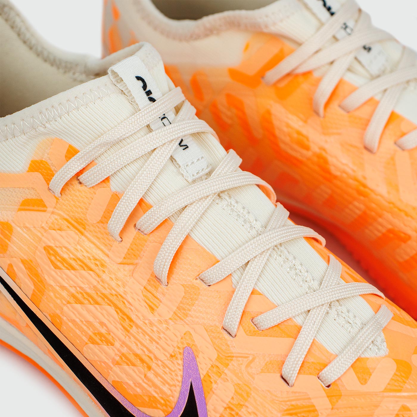 Бампы Nike Air Zoom Mercurial Vapor XV Pro IC Orange Бампы Nike Air Zoom Mercurial Vapor XV Pro IC Orange