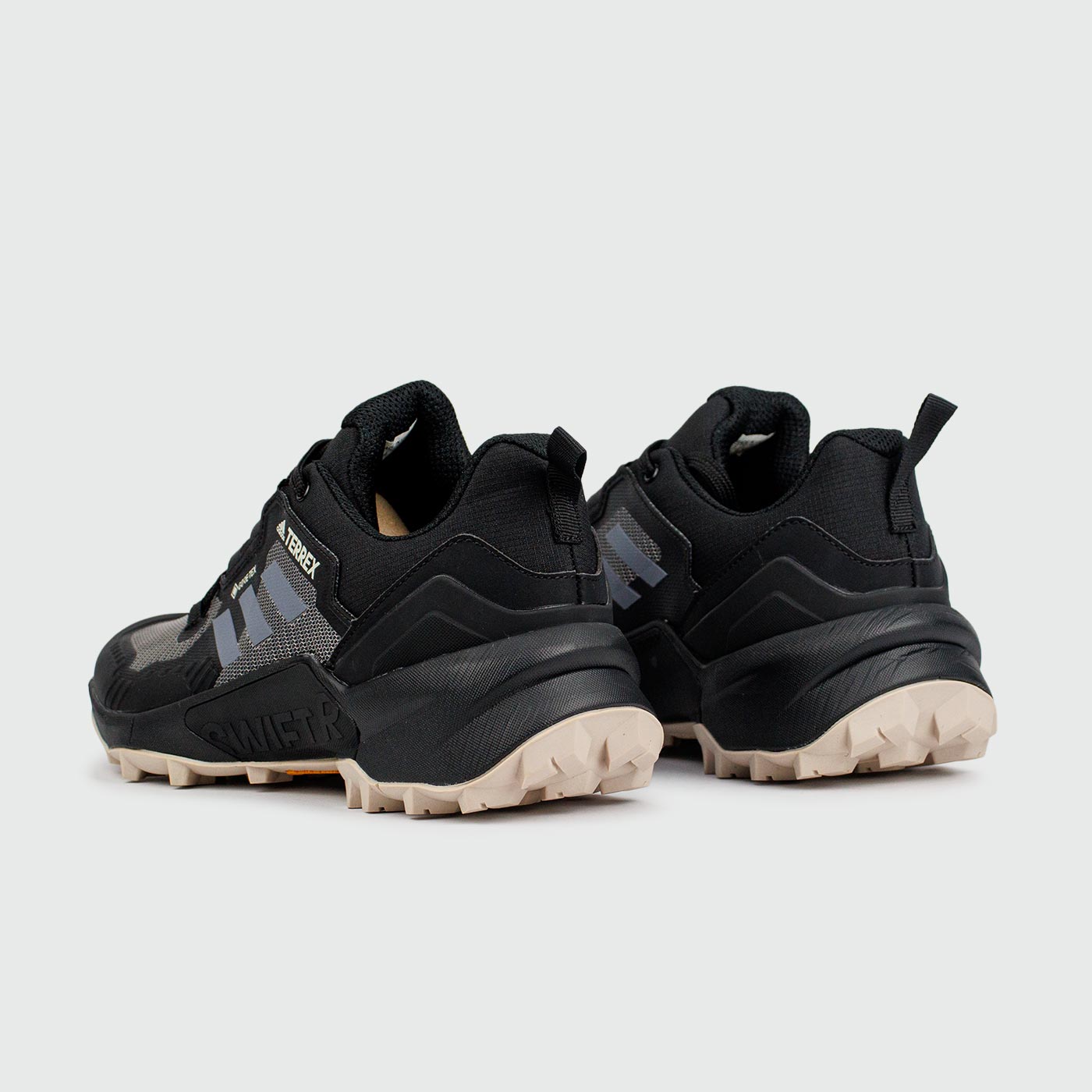 Кроссовки Adidas Terrex SWIFT R3 GTX Black Grey Кроссовки Adidas Terrex SWIFT R3 GTX Black Grey