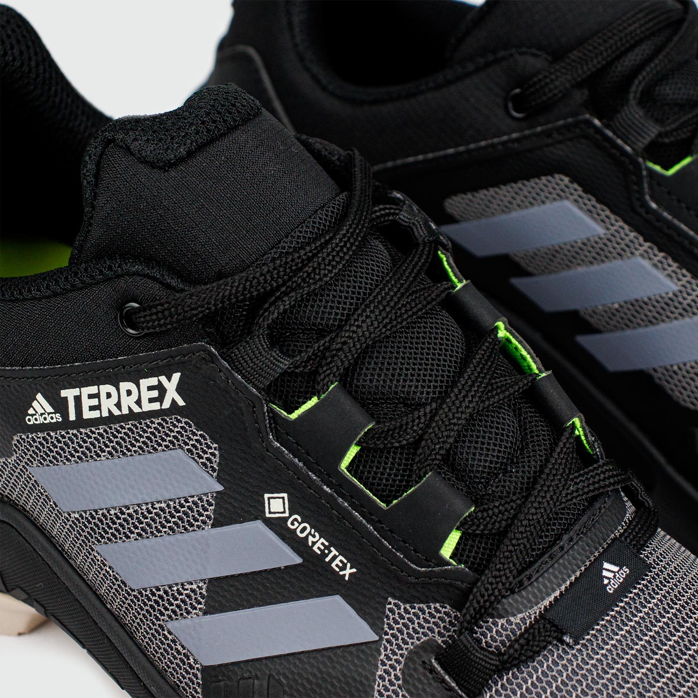 Кроссовки Adidas Terrex SWIFT R3 GTX Black Grey Кроссовки Adidas Terrex SWIFT R3 GTX Black Grey