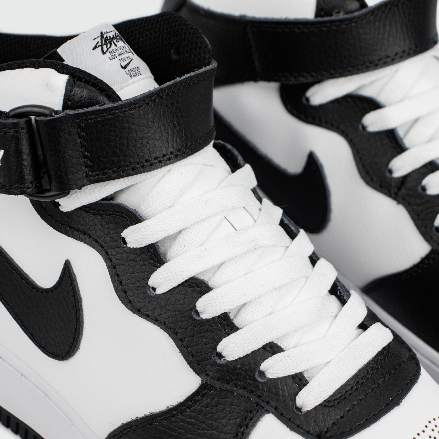 Кроссовки Nike Air Force 1 Mid x Stussy White Black Кроссовки Nike Air Force 1 Mid x Stussy White Black