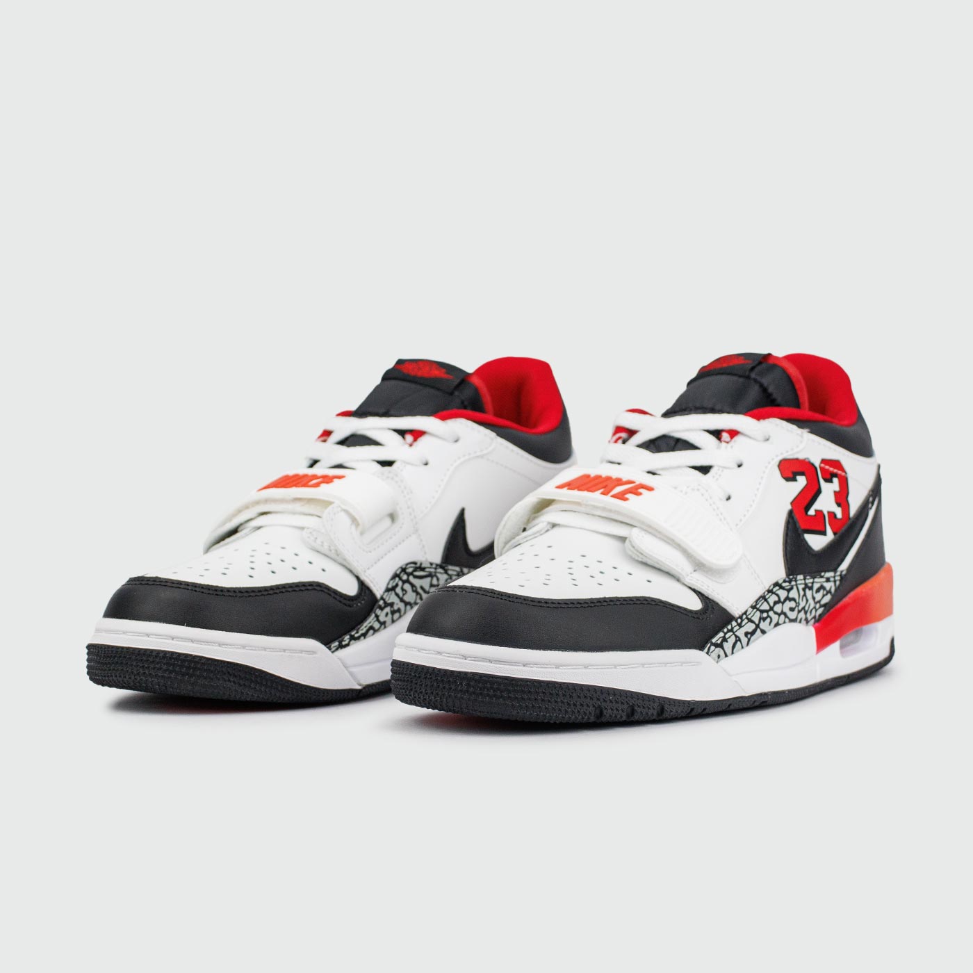Кроссовки Air Jordan Legacy 312 Low L.Grey Red 23 Кроссовки Air Jordan Legacy 312 Low L.Grey Red 23