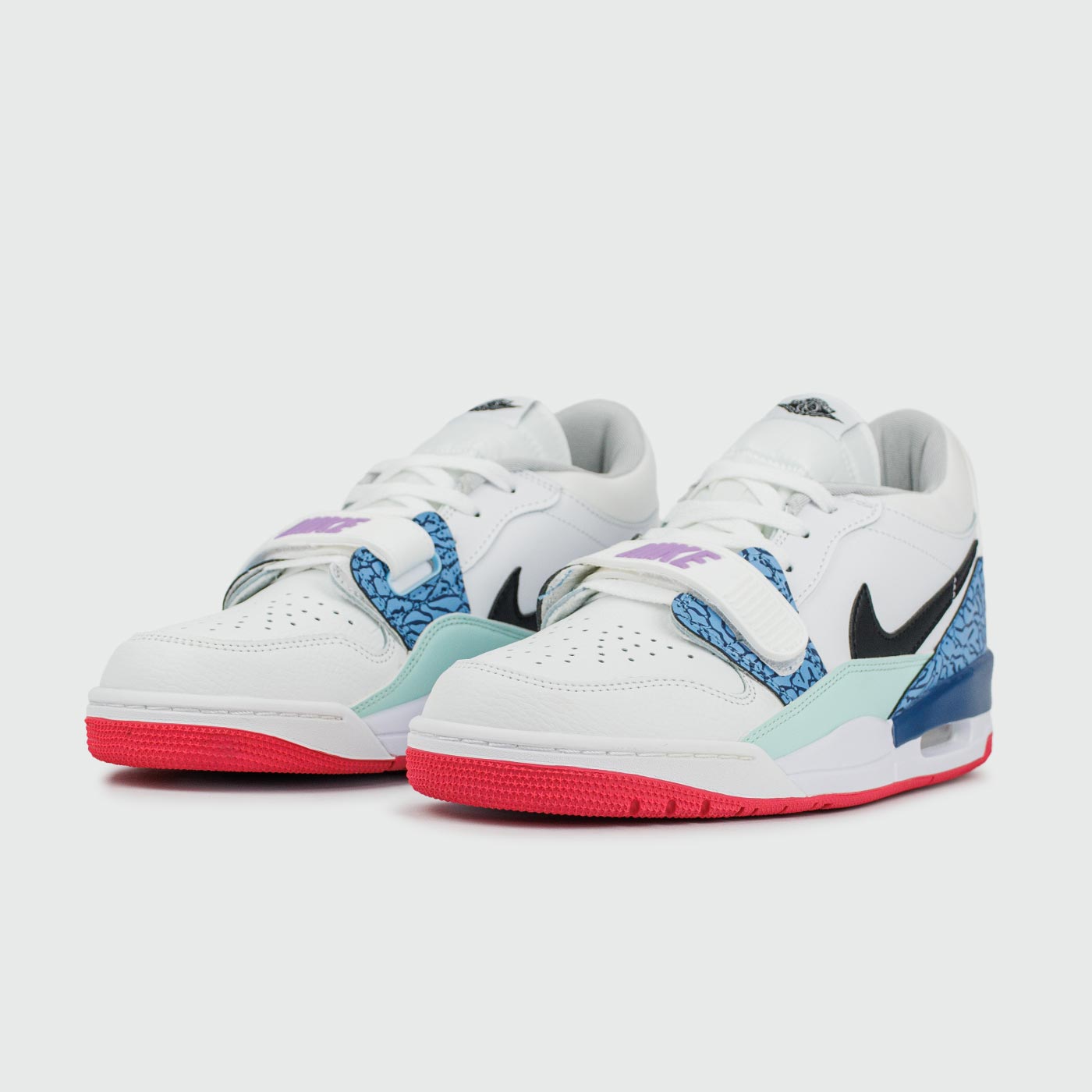 Кроссовки Air Jordan Legacy 312 Low White Blue Кроссовки Air Jordan Legacy 312 Low White Blue