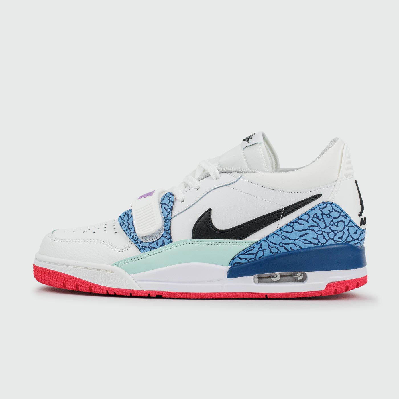 Кроссовки Air Jordan Legacy 312 Low White Blue Кроссовки Air Jordan Legacy 312 Low White Blue