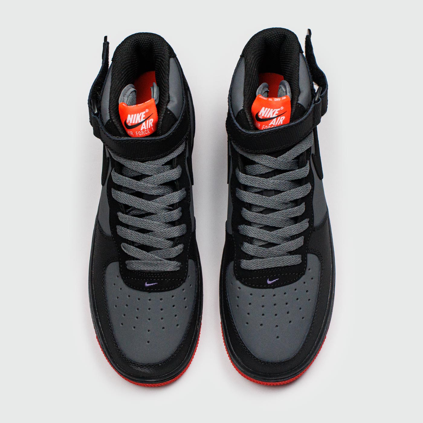 Кроссовки Nike Air Force 1 Grey / Red Ftwr. Кроссовки Nike Air Force 1 Grey / Red Ftwr.