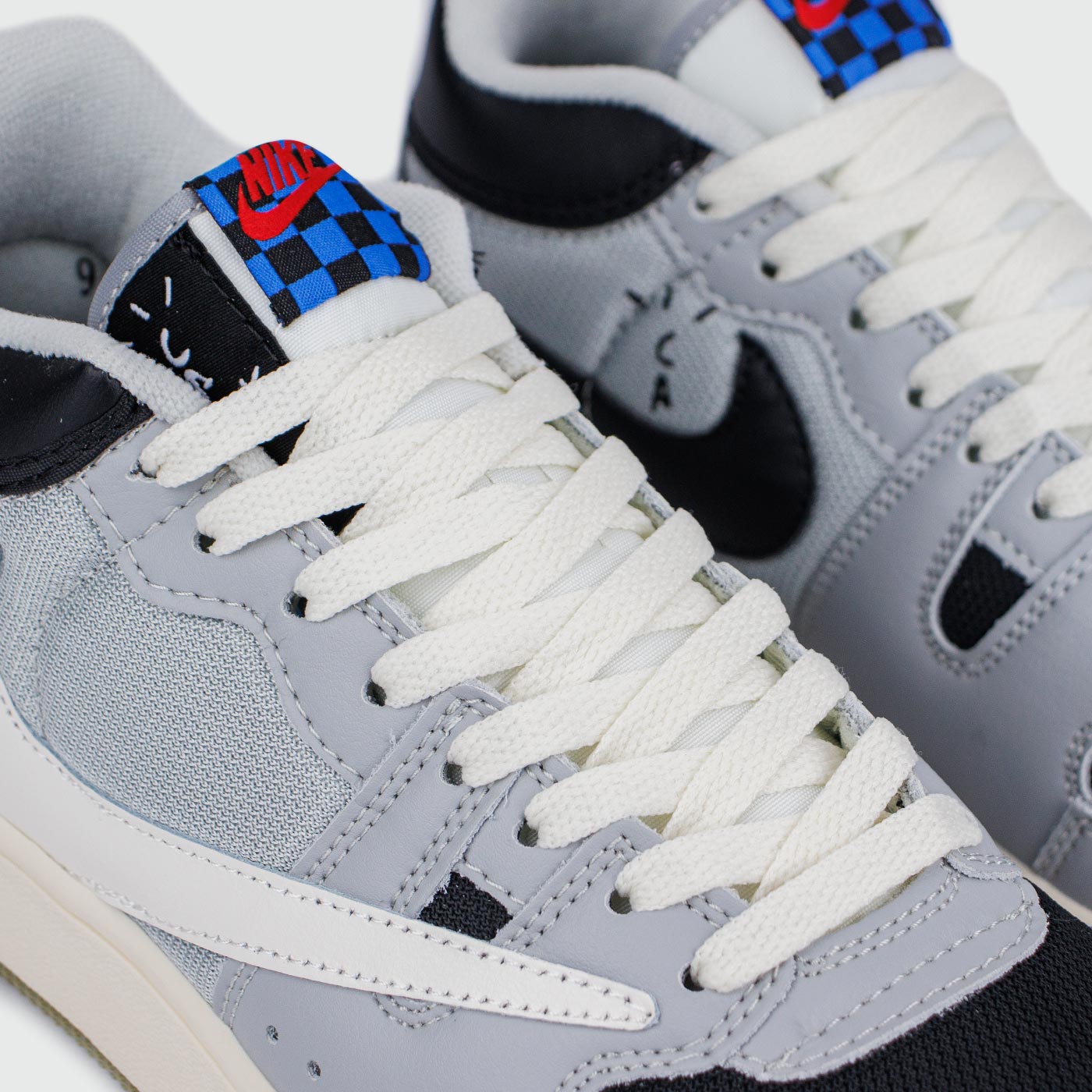 Кроссовки Nike Mac Attack QS Grey White Кроссовки Nike Mac Attack QS Grey White
